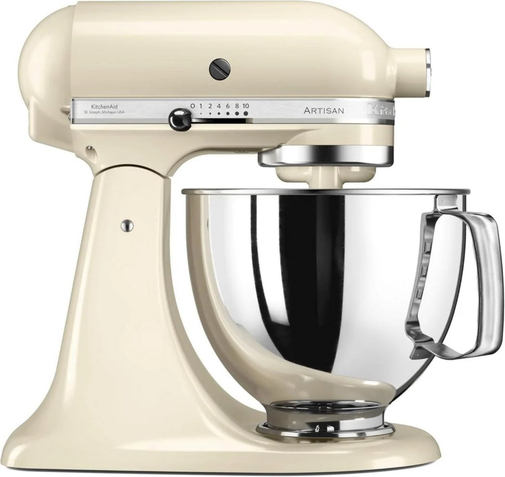 Robot pâtissier multifonction KitchenAid Artisan à tête inclinable avec 4 accessoires et bol de 4,8 L | Crème