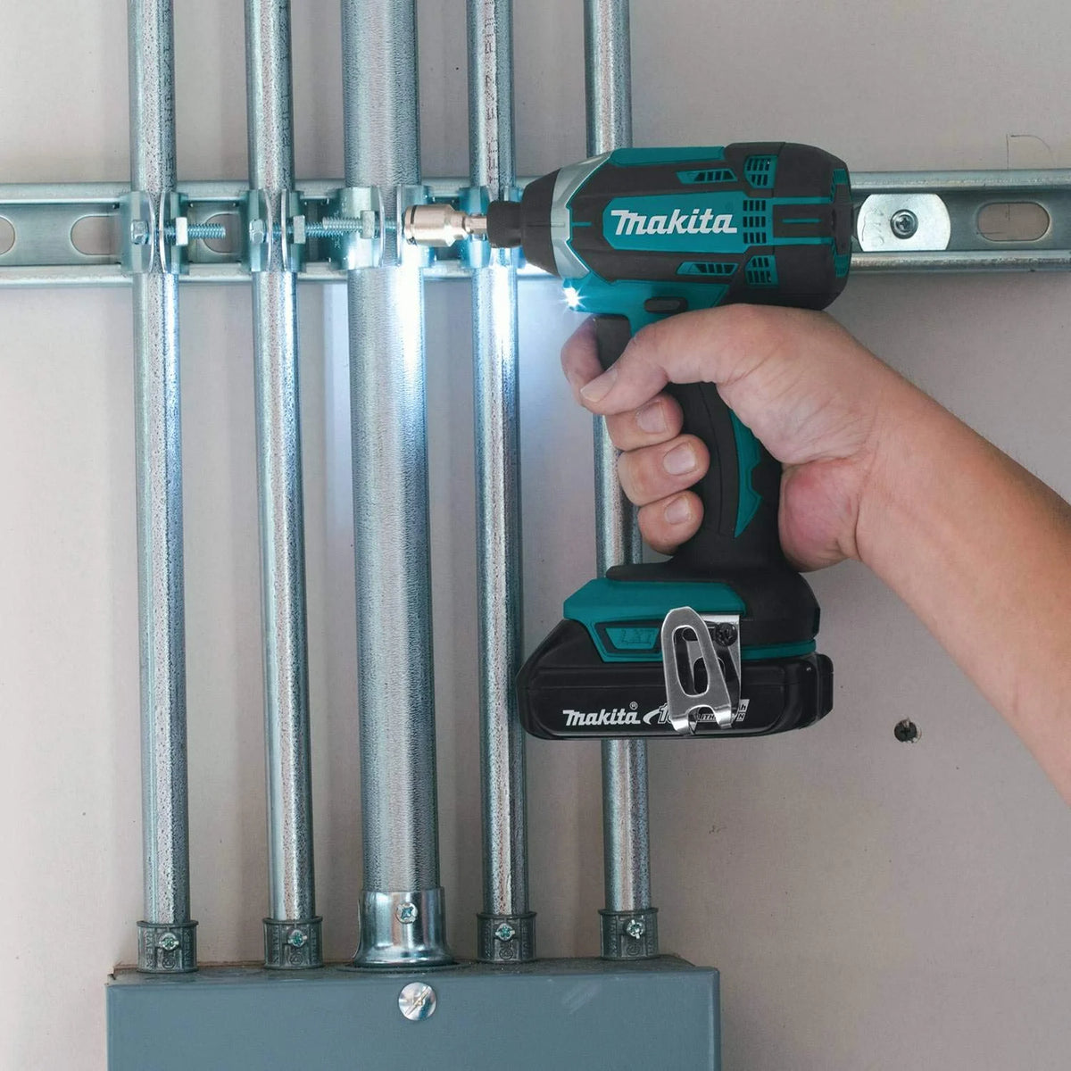 Makita CT225SYX Kit Combo Compacto Inalámbrico de 2 Piezas de Ion de Litio 18V LX®