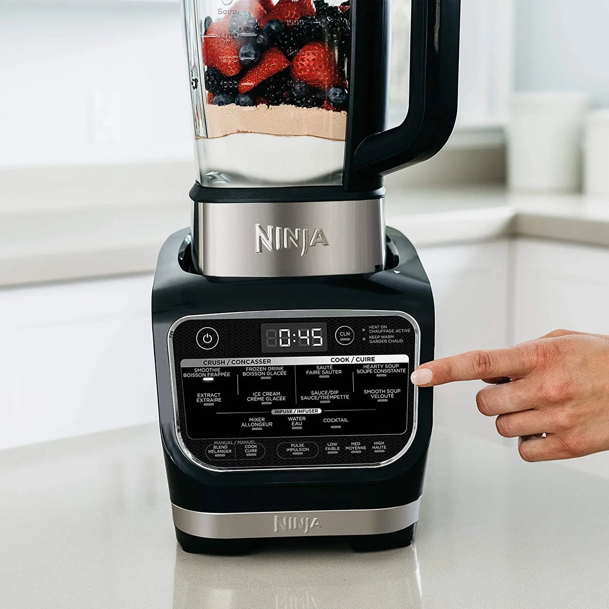Licuadora Ninja Foodi Fría y Caliente con 1400 Vatios de Potencia Máxima y Jarra de Vidrio Antiadherente (Modelo HB152), 64 oz, Negra