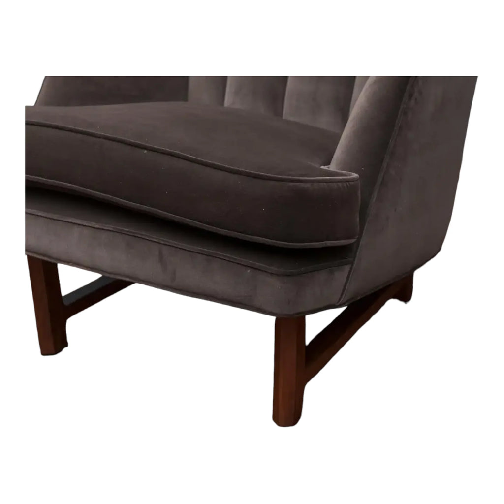 Nismaaya Aldrich Wing Chair