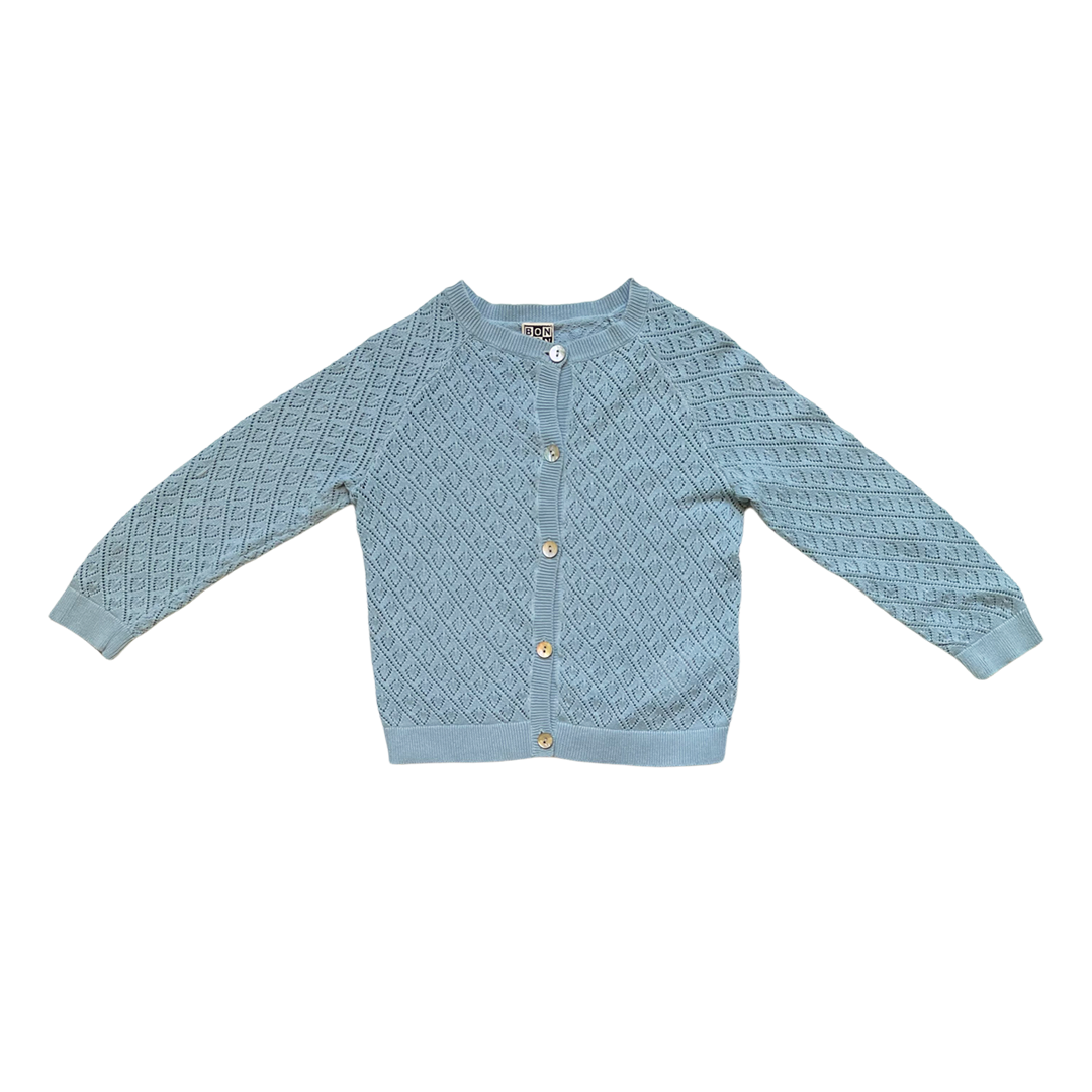 4 A - Gilet à feuilles ajourées 🍃