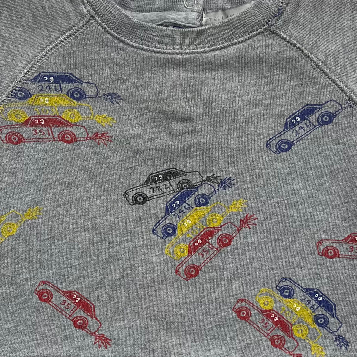 6M - Sweatshirt à fond la caisse 🚘