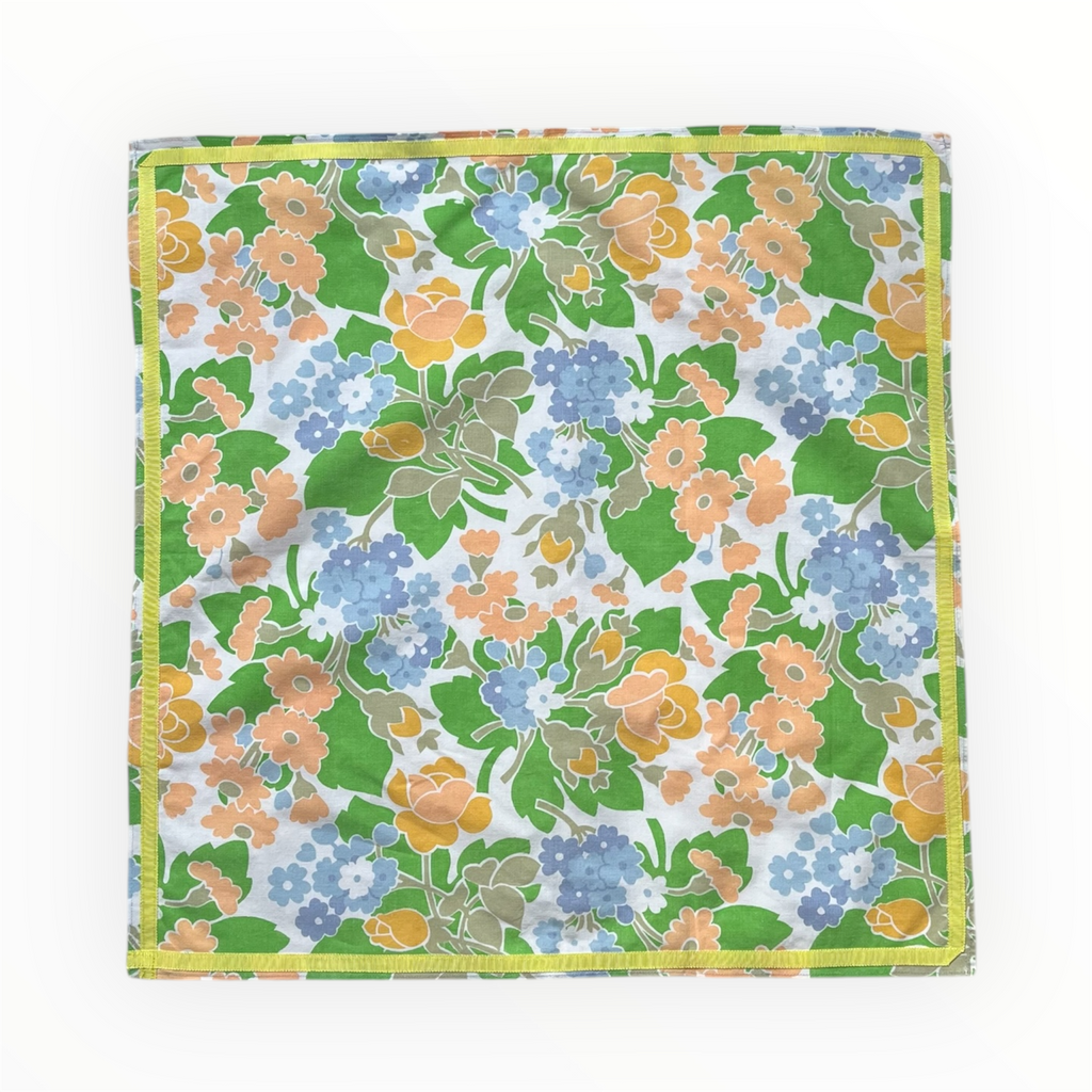 TU - Foulard fleur et feuillage 🍃🌼