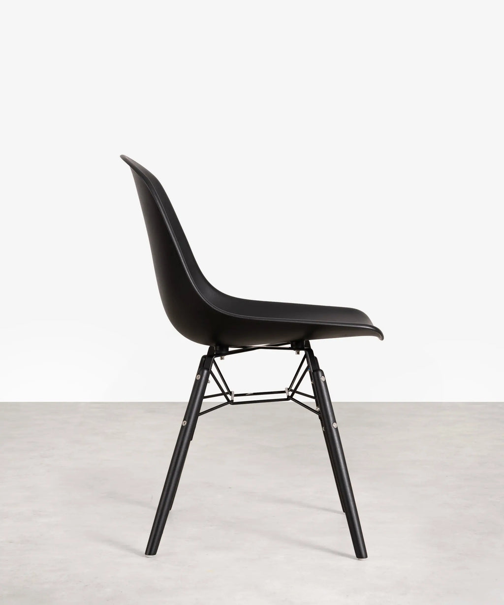 Silla de Polipropileno y Madera Elon