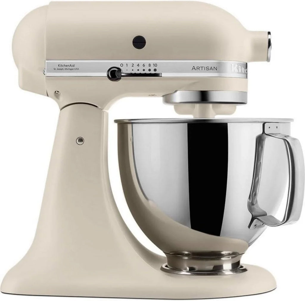 Robot pâtissier multifonction KitchenAid Artisan à tête inclinable avec 4 accessoires et bol de 4,8 L | Crème